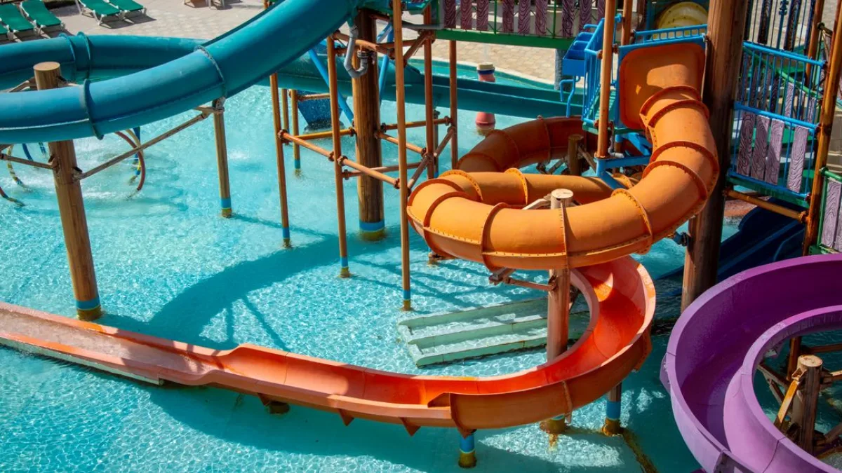 Kocaeli'de tatil sırasında havuza düşen çocuk yaşamını yitirdi