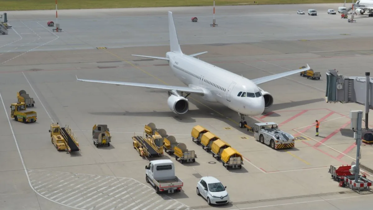 Uçak yolculuklarında dikkat edilmesi gereken bir uyarı yapıldı