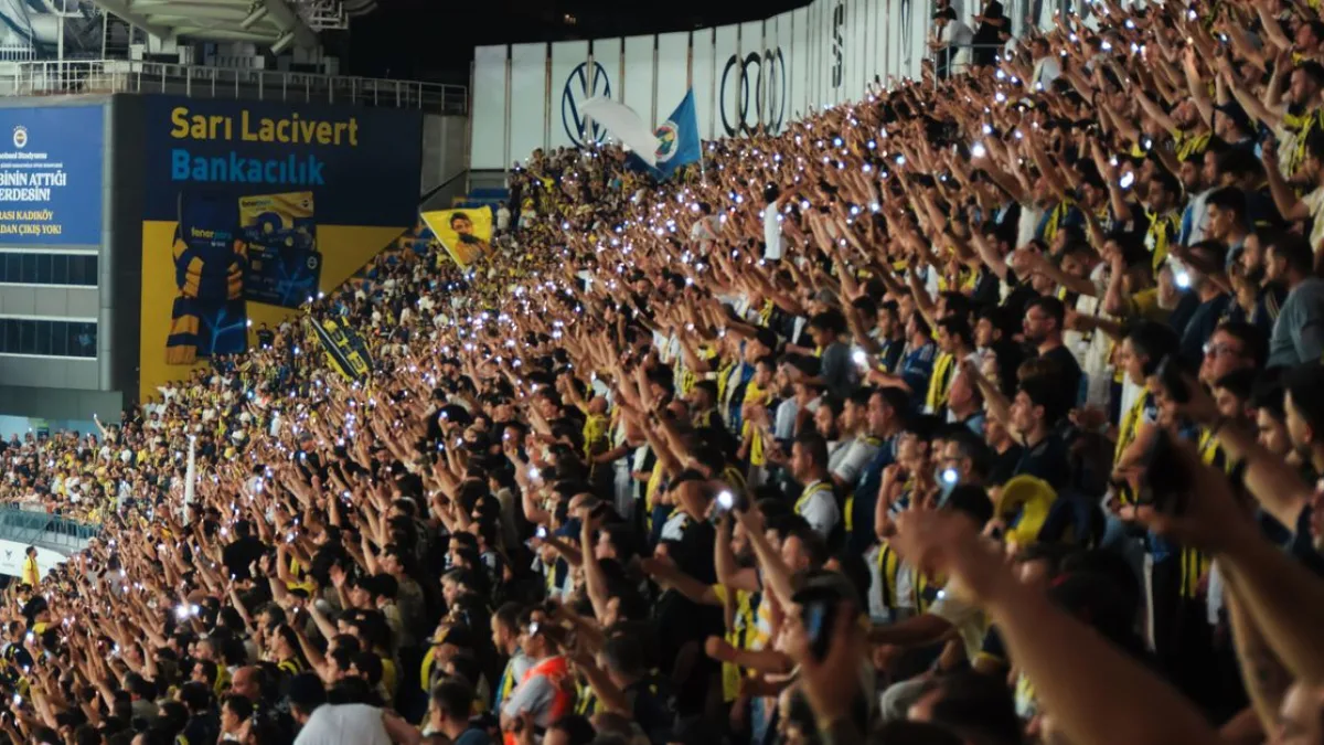 Gençlerbirliği, İzmir'de kazandı ve liderlik koltuğuna oturdu