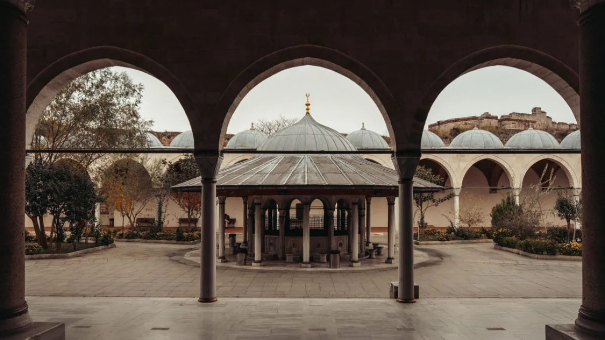 Gaziantep ve Şanlıurfa'daki Tarihi Camiler Mevlid Kandili'nde Yeniden Açılıyor